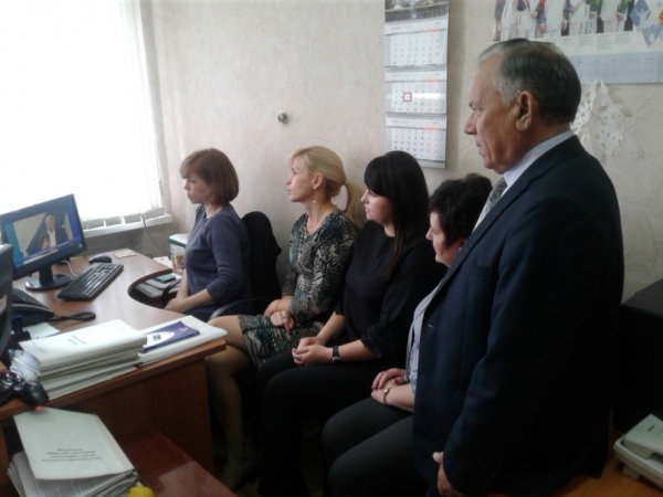 Председатель ФНПР М. Шмаков несколько часов общался с профактивом страны в режиме прямой линии