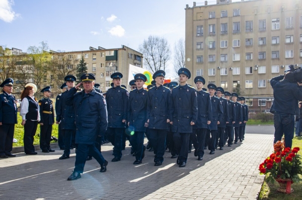 Высадка Аллеи Памяти участников Великой Отечественной войны и павших в Специальной военной операции.