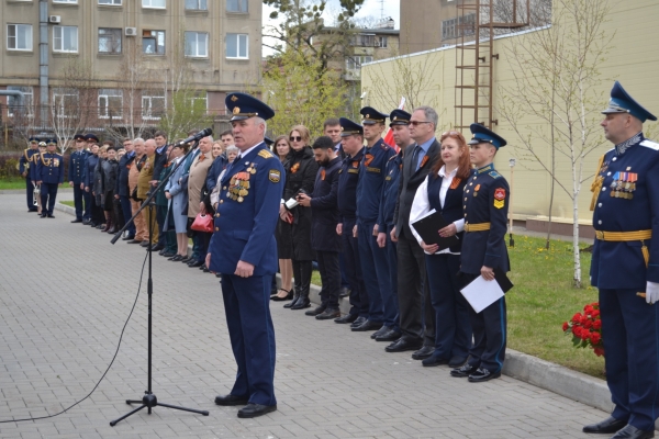 Высадка Аллеи Памяти участников Великой Отечественной войны и павших в Специальной военной операции.